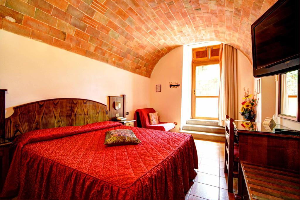 Hotel Residence Villa Rioddi ヴォルテッラ エクステリア 写真