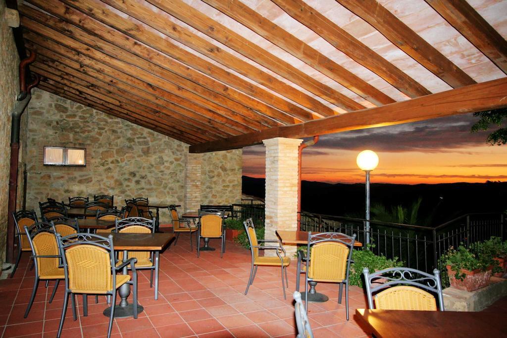 Hotel Residence Villa Rioddi ヴォルテッラ エクステリア 写真