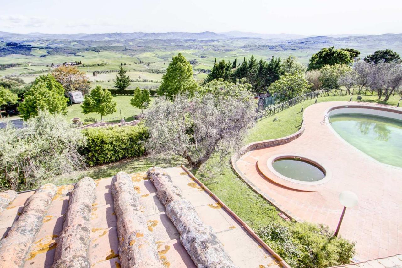 Hotel Residence Villa Rioddi ヴォルテッラ エクステリア 写真