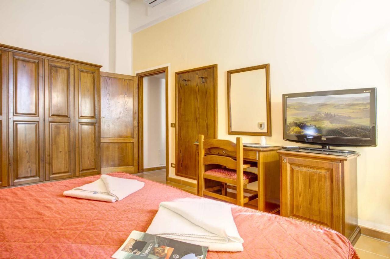 Hotel Residence Villa Rioddi ヴォルテッラ エクステリア 写真