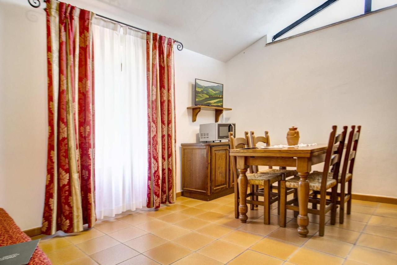Hotel Residence Villa Rioddi ヴォルテッラ エクステリア 写真